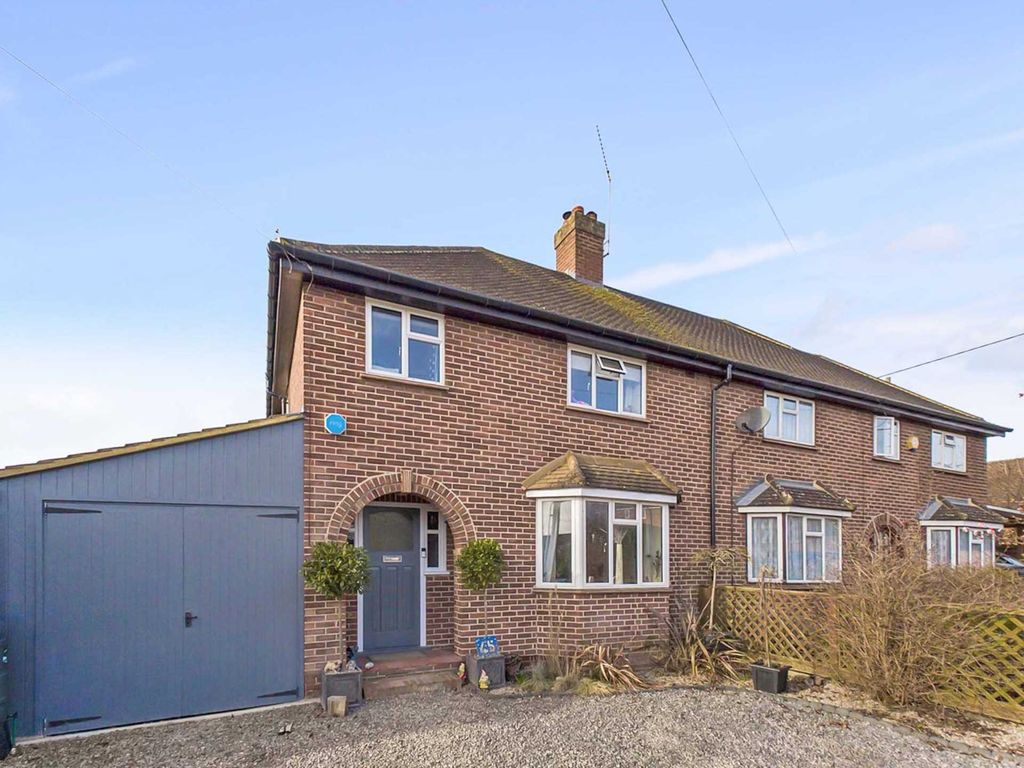 3 bed semidetached house for sale in Oak Tree Road, Marlow SL7 Zoopla