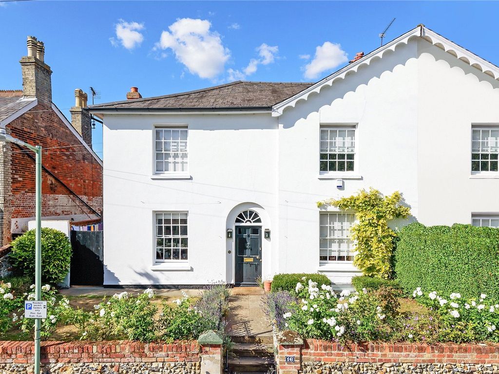 Hospital Road, Bury St. Edmunds, Suffolk IP33  