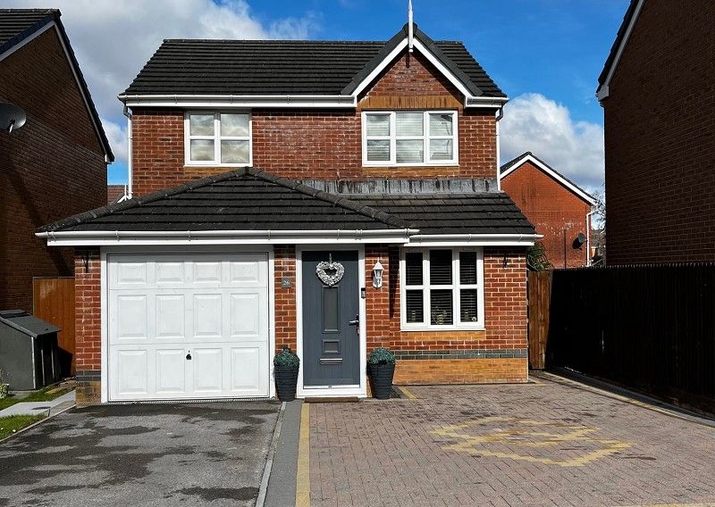 3 bed detached house for sale in Golwg Y Waun, Birchgrove, Swansea