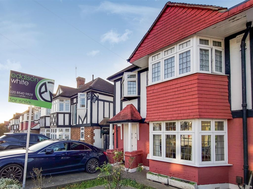 2 bed end terrace house for sale in Aragon Road, Morden SM4 Zoopla