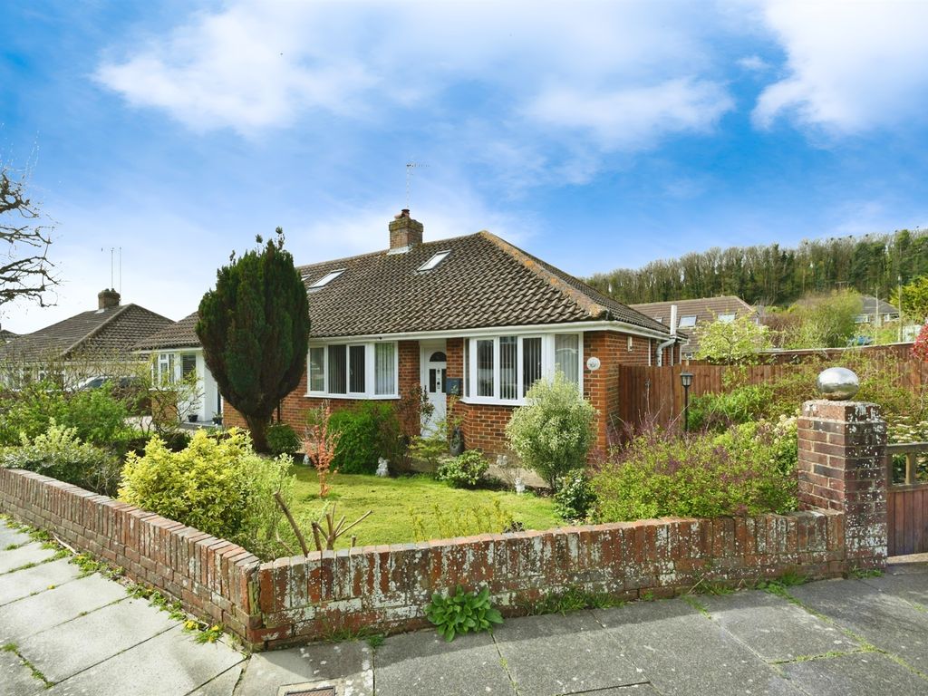 2 bed semidetached bungalow for sale in Meadow Close, Rottingdean