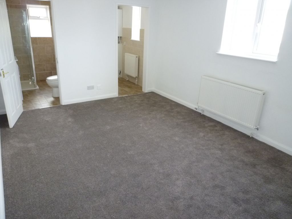 Studio to rent in Ashcroft Road, Luton LU2 Zoopla