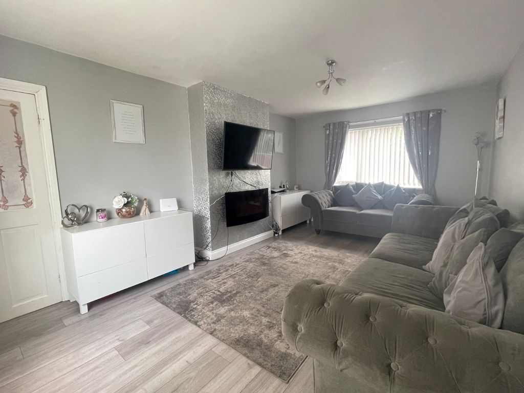 3 bed end terrace house for sale in Sheringham Avenue, Kenton, Tyne And