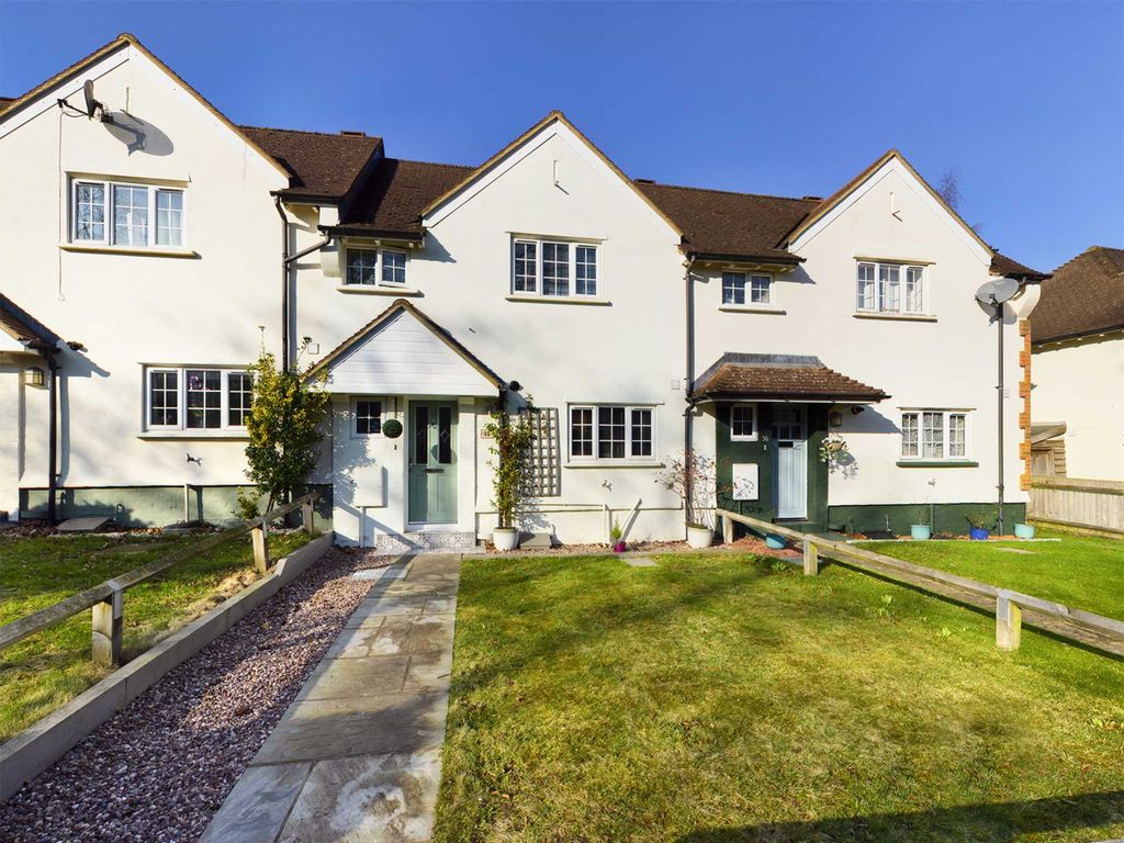 2 bed terraced house for sale in Lambe Road, Wendover HP22 Zoopla