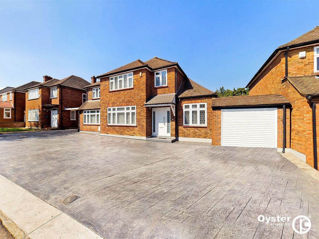4 bed detached house for sale in Pangbourne Drive, Stanmore HA7 Zoopla