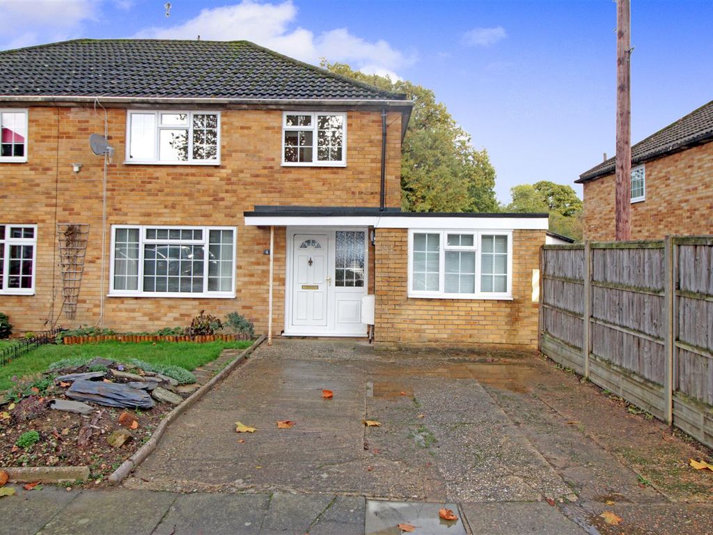 3 bed semidetached house to rent in Charlwood Walk, Crawley RH11 Zoopla