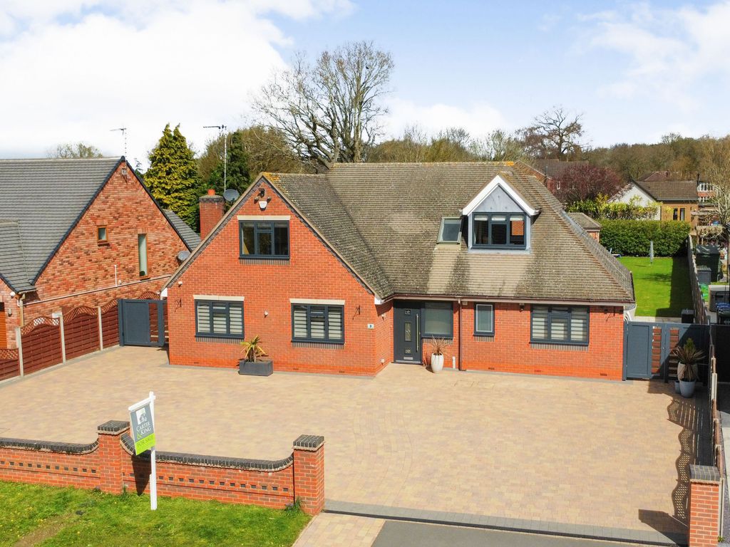 5 bed detached house for sale in Heather Road, Binley Woods, Coventry