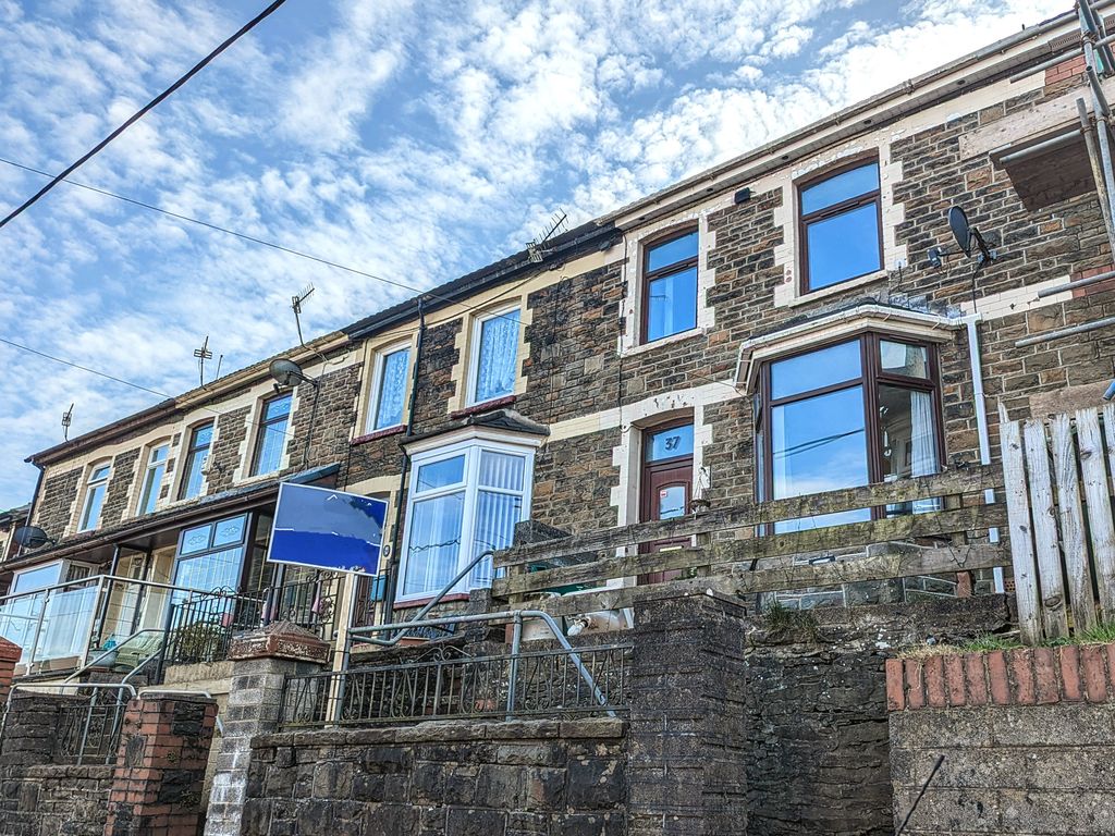3 bed terraced house to rent in Mikado Street, Penygraig, Tonypandy