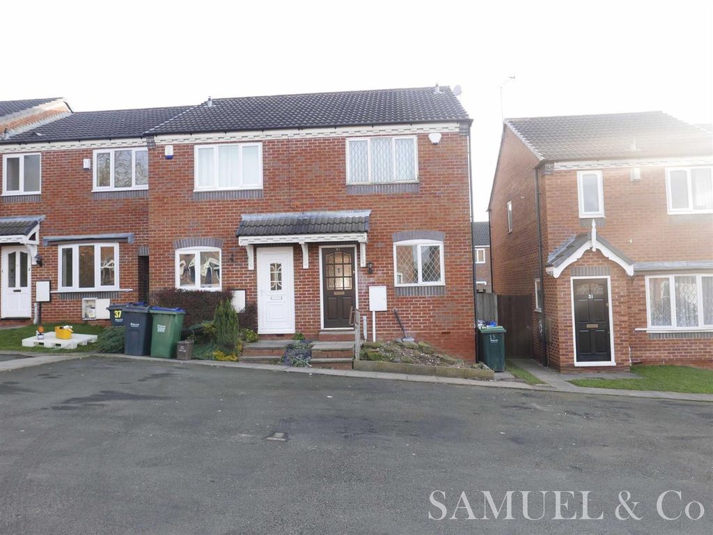 2 bed end terrace house to rent in Mistletoe Drive, Walsall WS5, £895