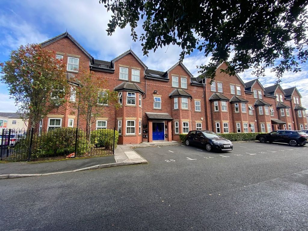 2 bed flat to rent in Manchester Road East, St. Andrews House M38 Zoopla