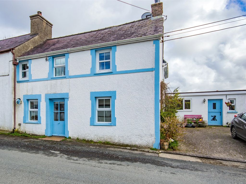 4 bed semidetached house for sale in Penrhiwllan, Llandysul