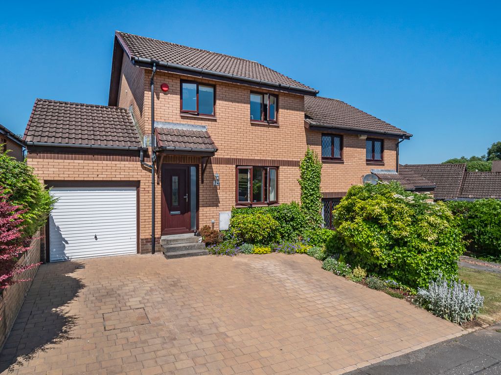 3 bed semidetached house for sale in Brownside Avenue, Glasgow G78