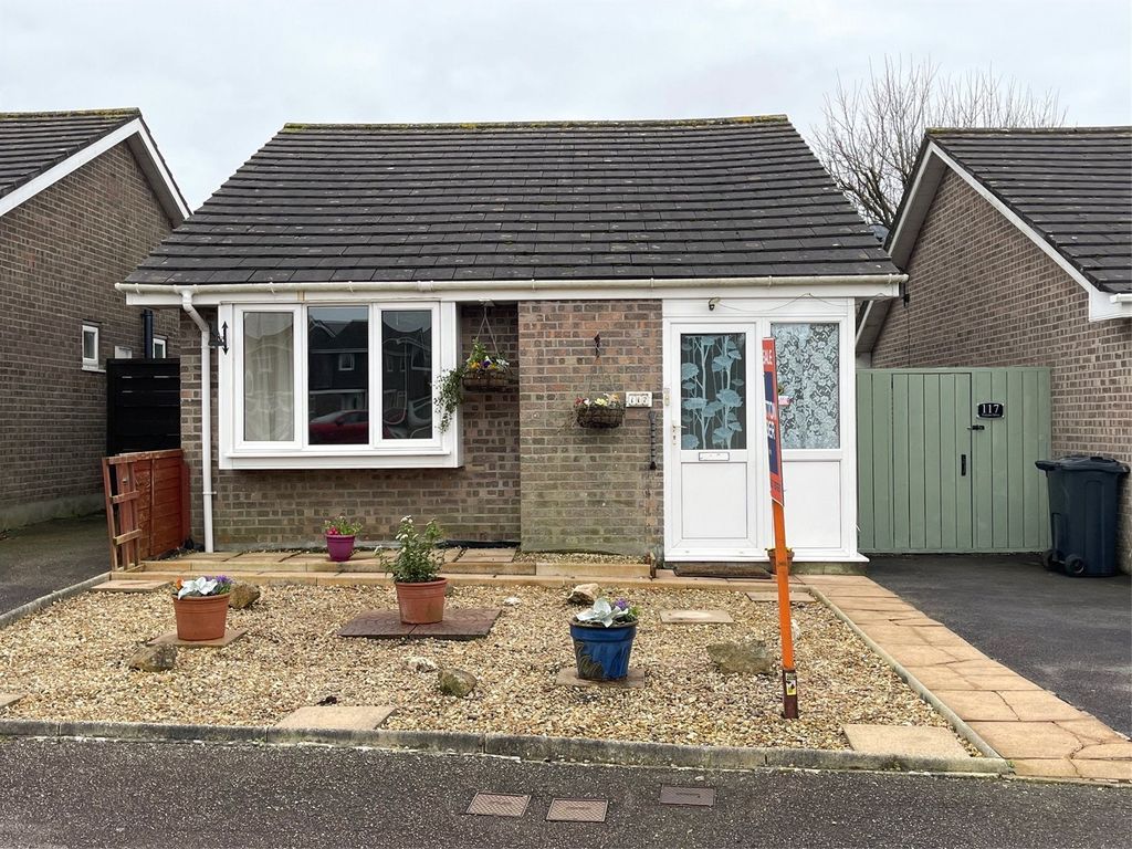 2 bed bungalow for sale in Vyvyan Drive, Quintrell Downs, Newquay