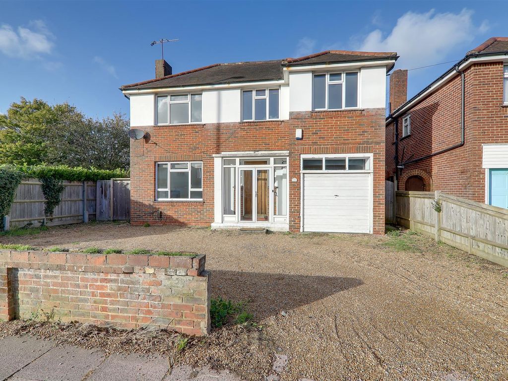 4 bed detached house for sale in Sompting Avenue, Broadwater, Worthing