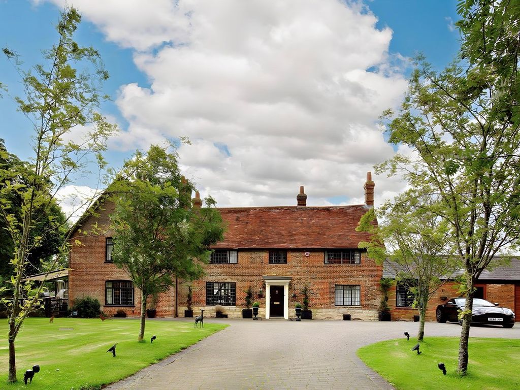 6 bed detached house for sale in Whitchurch, Aylesbury HP22 Zoopla