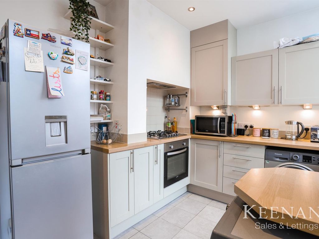 3 bed terraced house to rent in Livesey Street, Rishton, Blackburn BB1