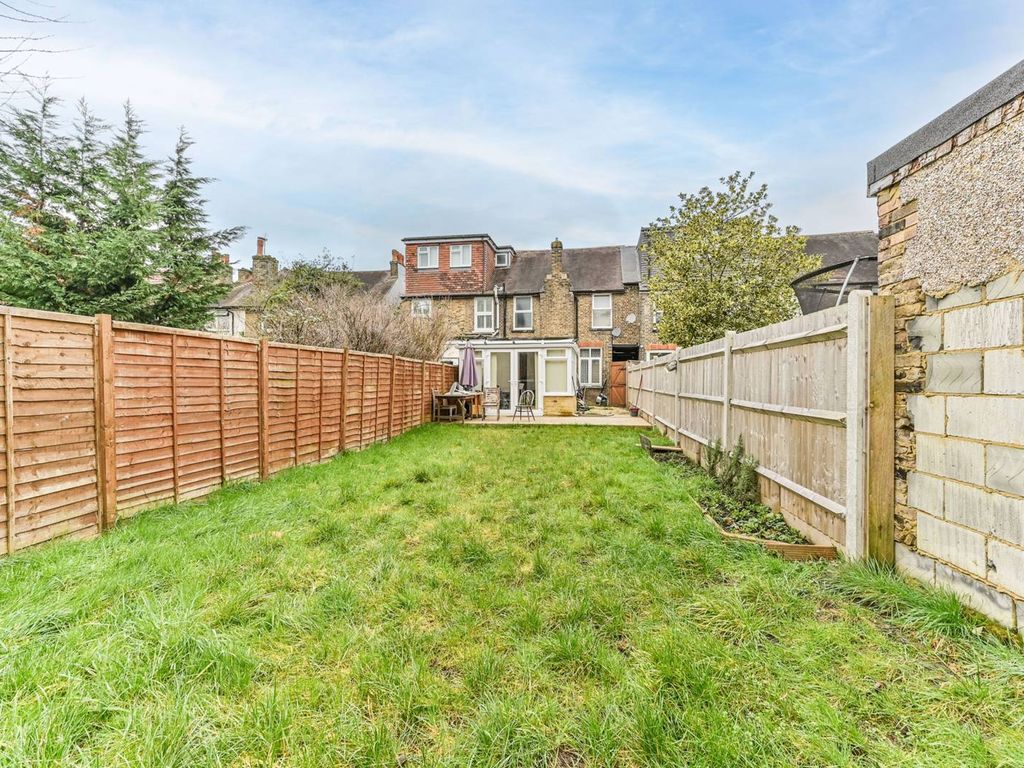 5 bed terraced house for sale in Gander Green Lane, West Sutton, Sutton