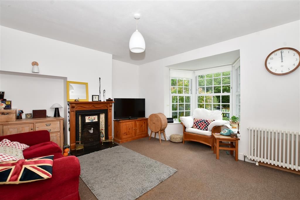 3 bed cottage for sale in Chequers Lane, WaltonOnTheHill, Tadworth