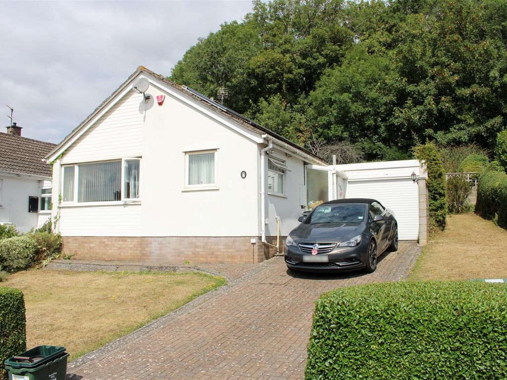 2 bed detached bungalow for sale in Pilgrims Way, Worle, WestonSuper