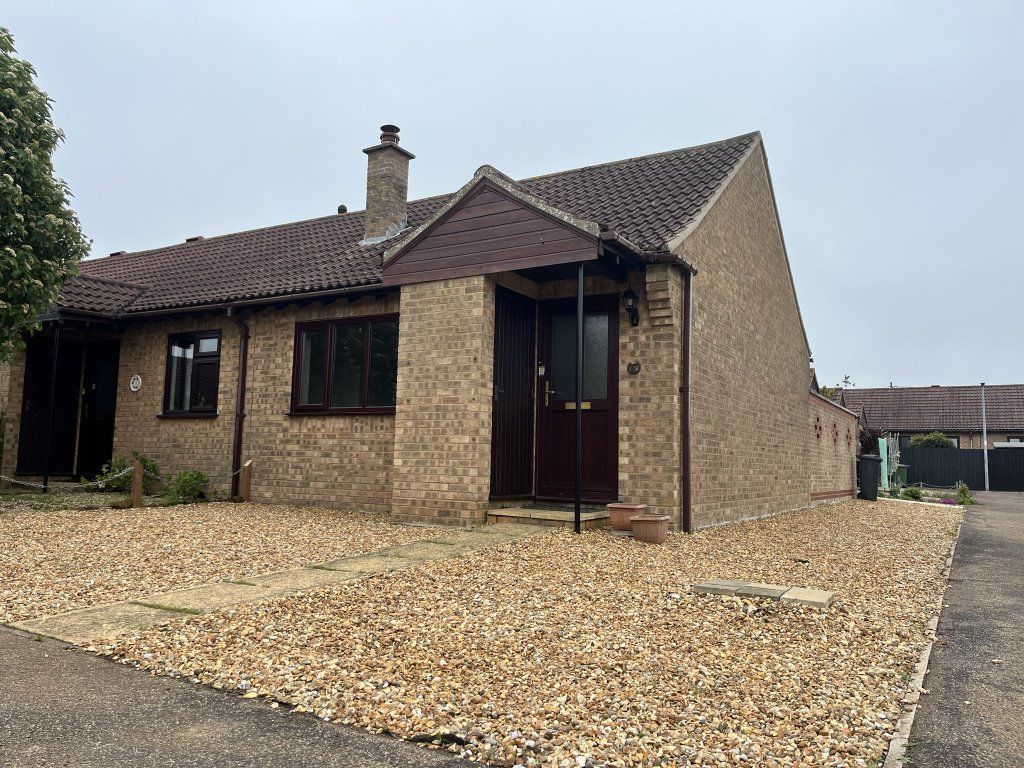 1 bed bungalow to rent in Jennings Close, Heacham, King's Lynn PE31