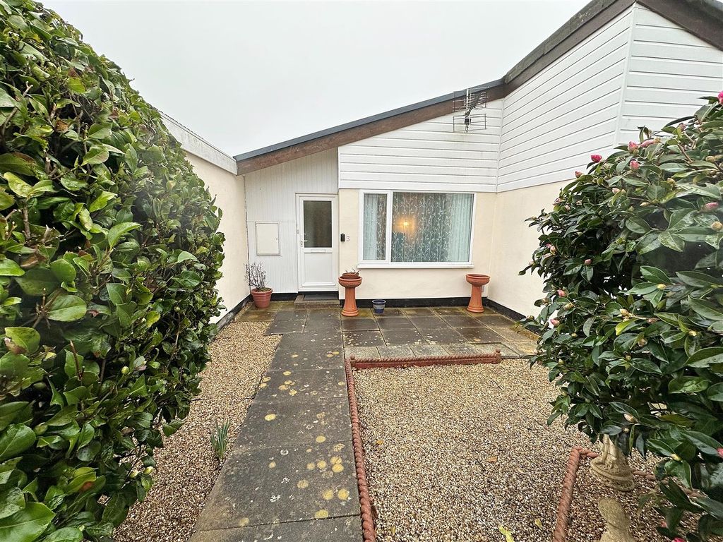 2 bed terraced bungalow for sale in Gover Close, Mount Hawke, Truro TR4 Zoopla
