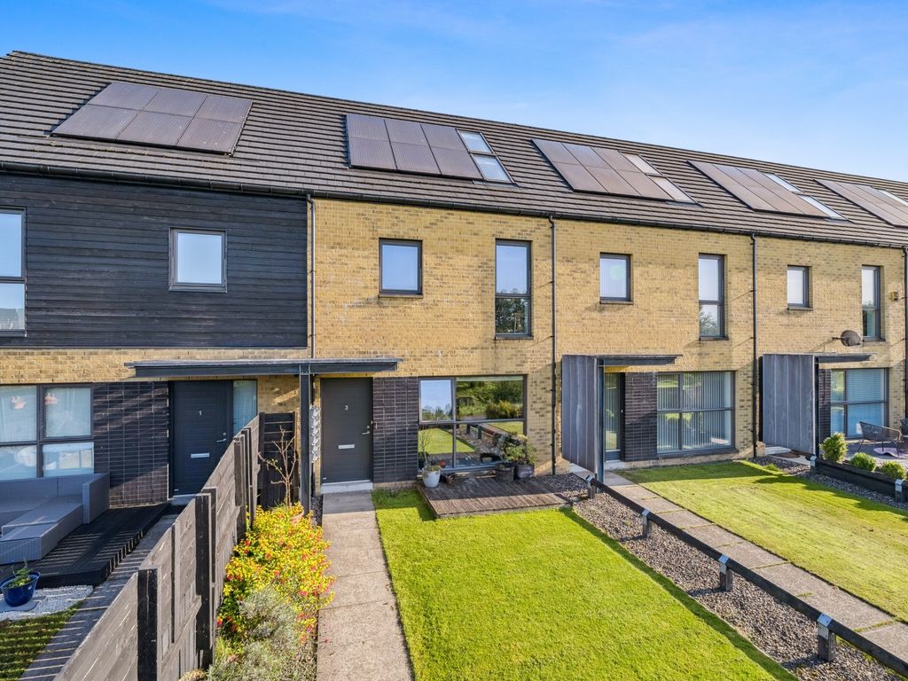 3 bed terraced house for sale in Vancouver Walk, Dalmarnock, Glasgow