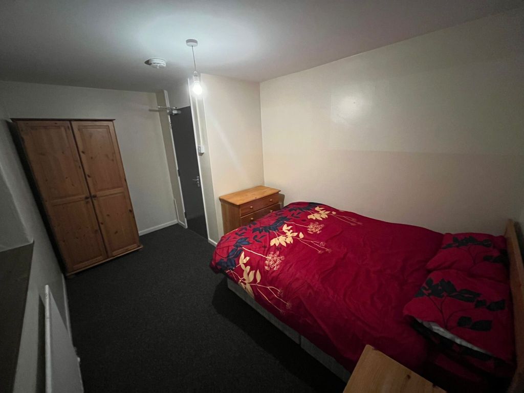 Room to rent in The Doweries, Rubery, Rednal, Birmingham B45 Zoopla
