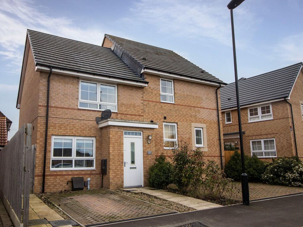 2 bed semidetached house for sale in Lilac Crescent, Newcastle Upon