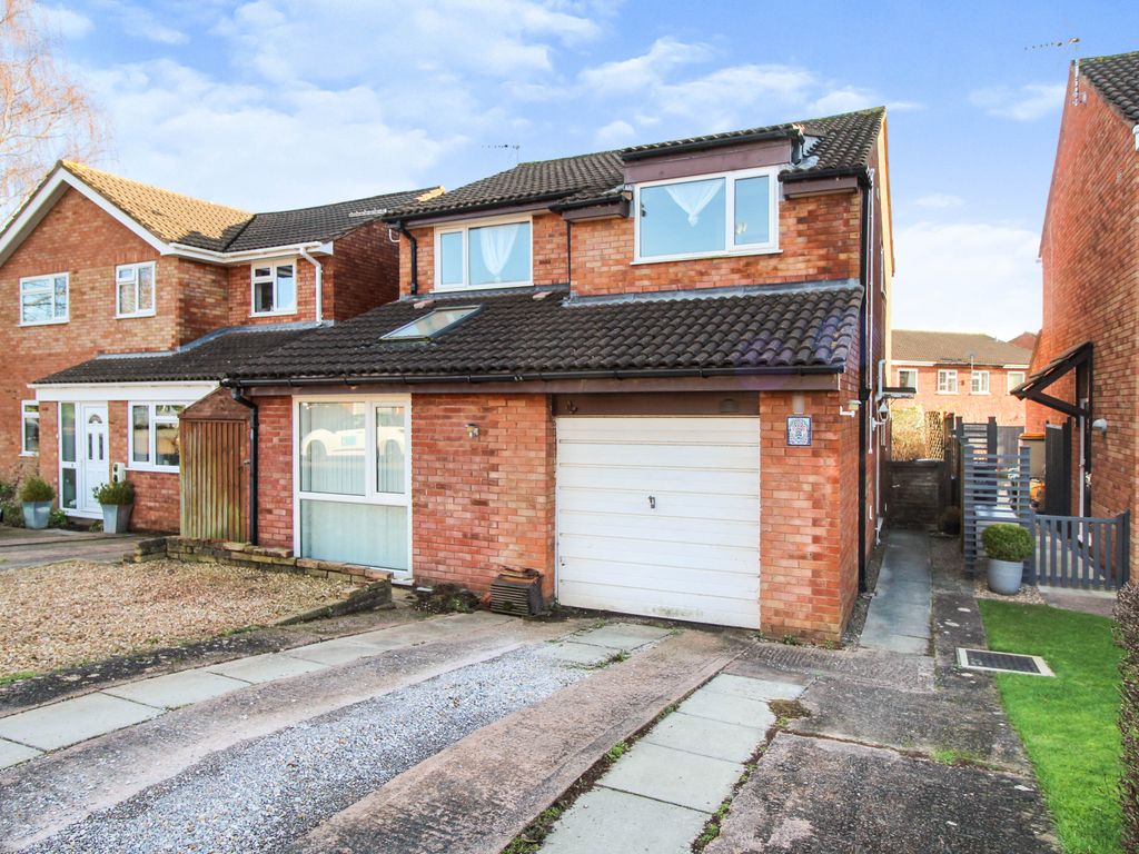 4 bed detached house for sale in Pinney Close, Taunton TA1 Zoopla
