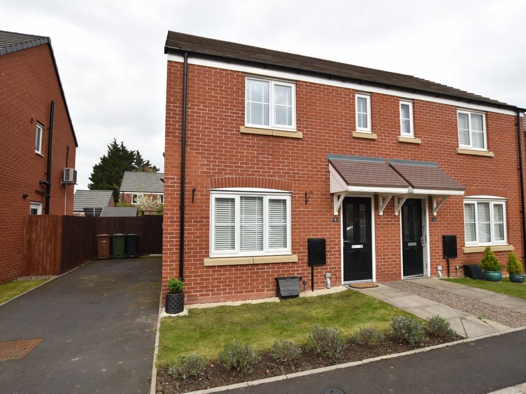 3 bed semidetached house to rent in Jeacock Grove, Pershore