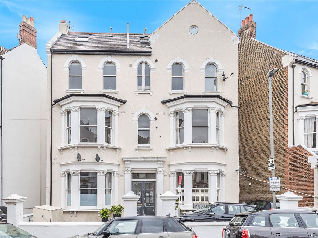 2 bed flat for sale in Sisters Avenue, London SW11, £700,000 Zoopla
