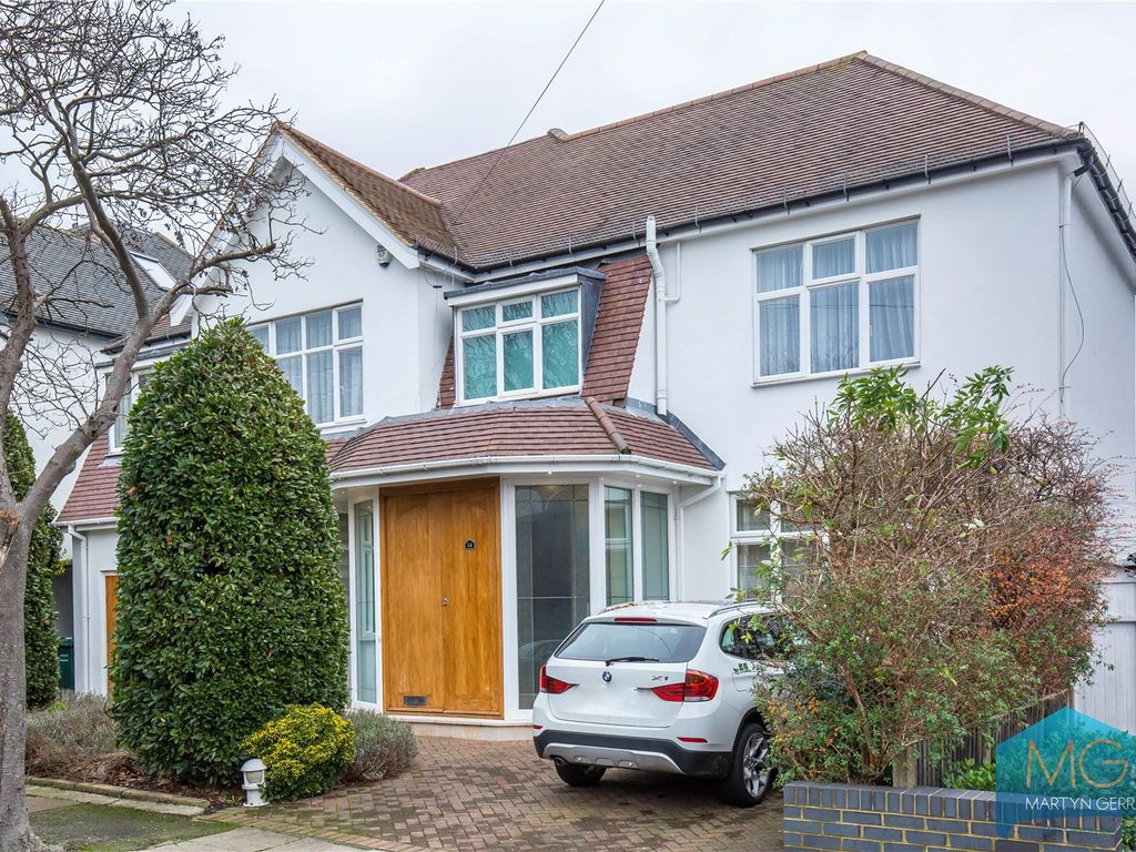 Orchard Avenue, Finchley, London N3  