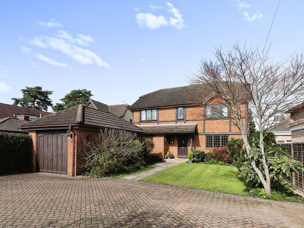 4 bed detached house for sale in Ambleside Road, Lightwater GU18 Zoopla