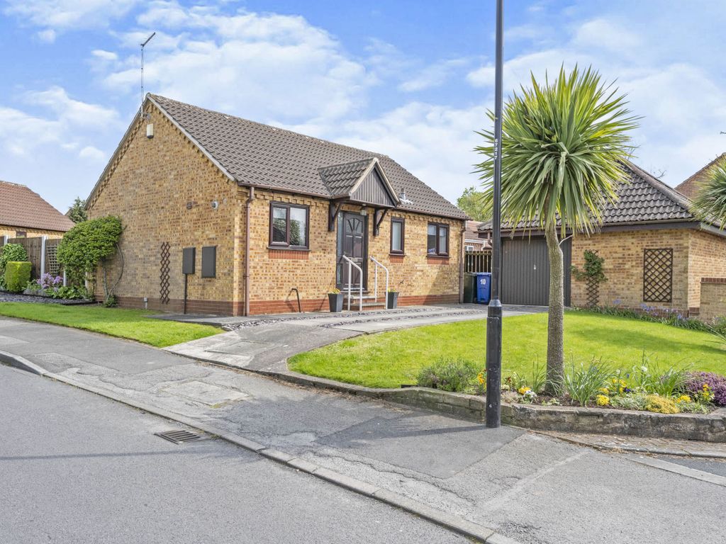 2 bed bungalow for sale in Bridgewater Park Drive, Skellow, Doncaster