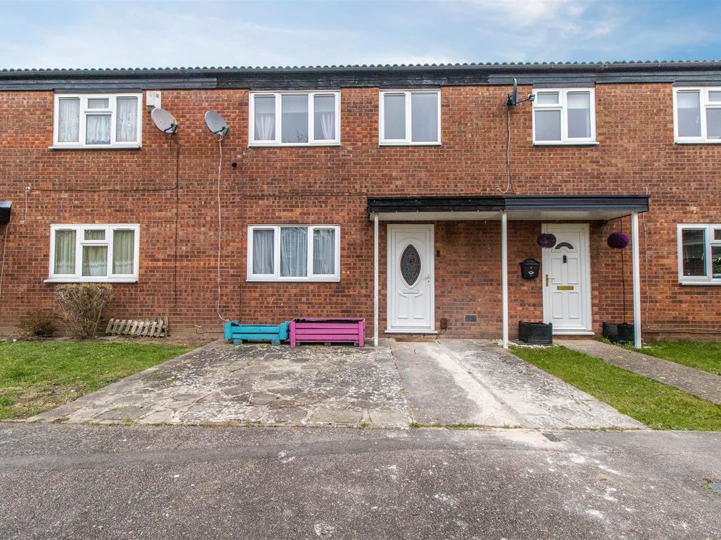 3 bed terraced house for sale in Lundy Close, Eastwood, SouthendOnSea