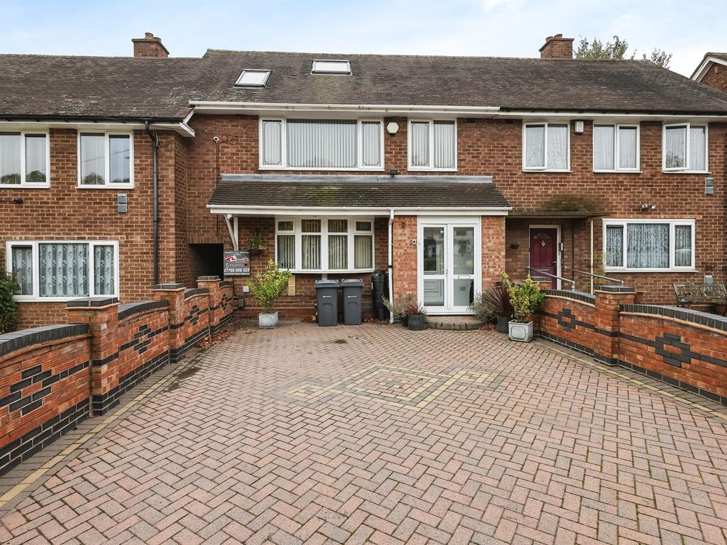 5 bed terraced house for sale in Meadway, Kitts Green, Birmingham B33