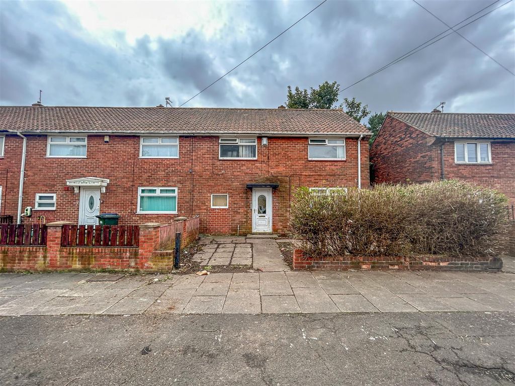 3 bed end terrace house for sale in Hillsview Avenue, Kenton, Newcastle