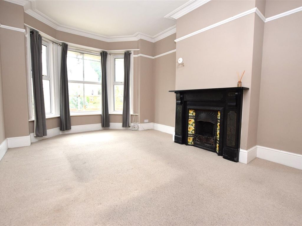 3 bed to rent in Nelson Road, Hastings TN34, £1,225 pcm Zoopla