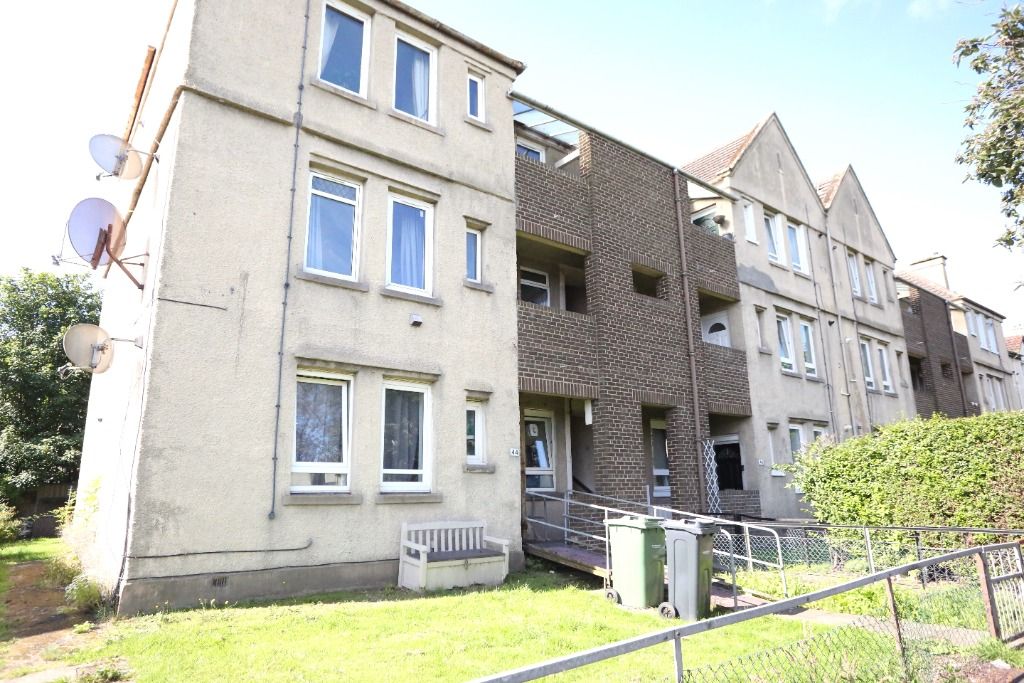 2 bed flat to rent in Sleigh Drive, Lochend, Edinburgh EH7 Zoopla