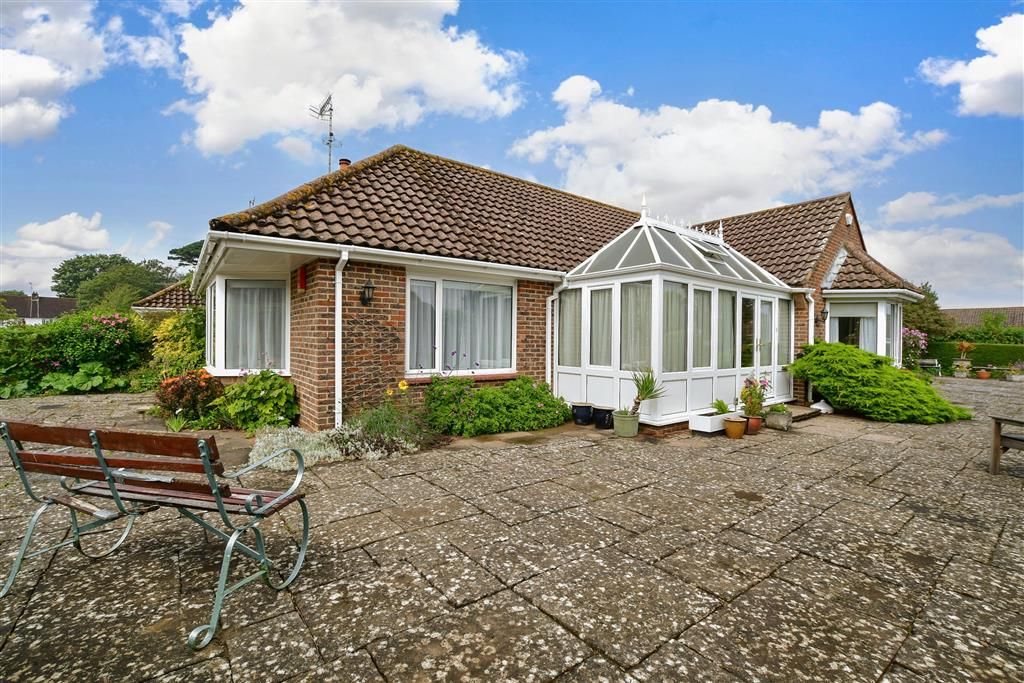 2 bed detached bungalow for sale in Midhurst Drive, Ferring, Worthing
