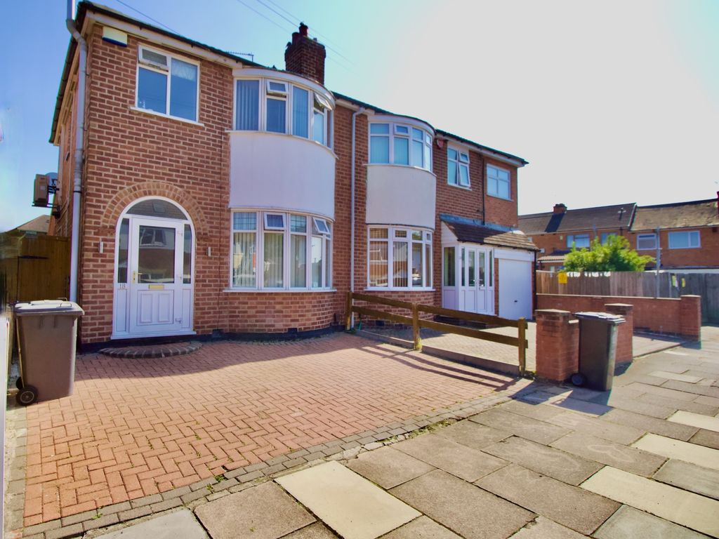 4 bed semidetached house for sale in Elsadene Avenue, Belgrave