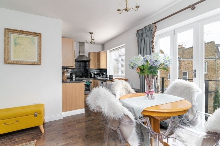 2 bed flat to rent in Fielding Road, London W14 Zoopla