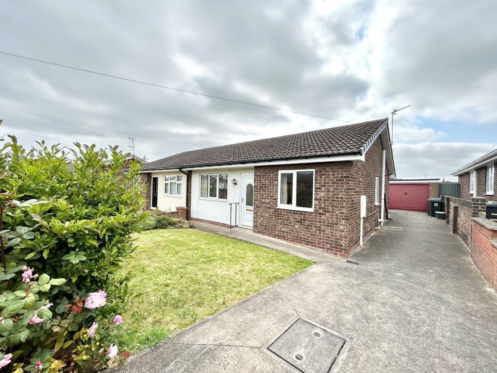 2 Bed Semi Detached Bungalow For Sale In Woodford Road Barnby Dun