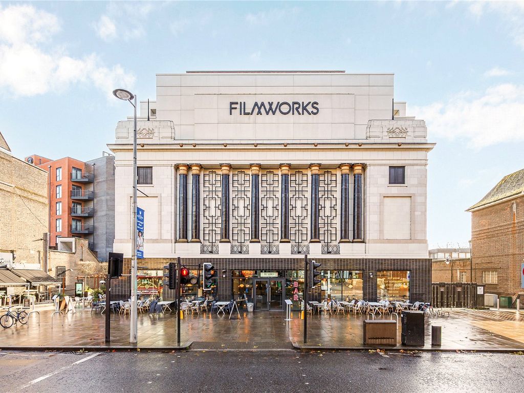 1 bed flat to rent in Bogart House, Filmworks Walk, London W5, £2,380