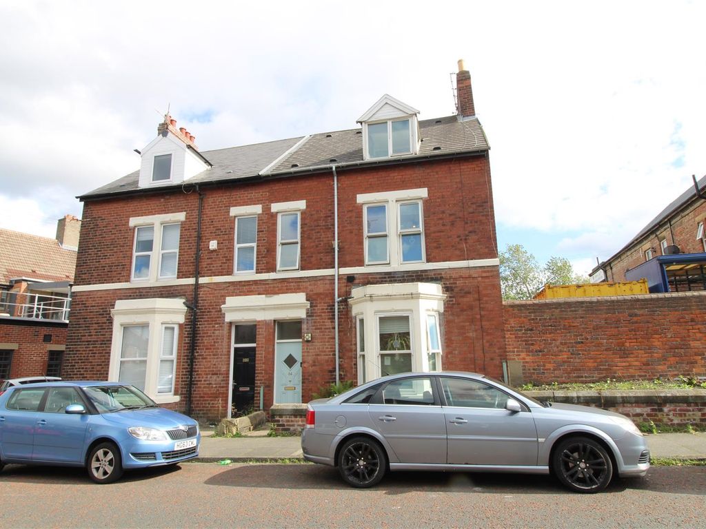 5 bed semidetached house for sale in Third Avenue, Heaton, Newcastle