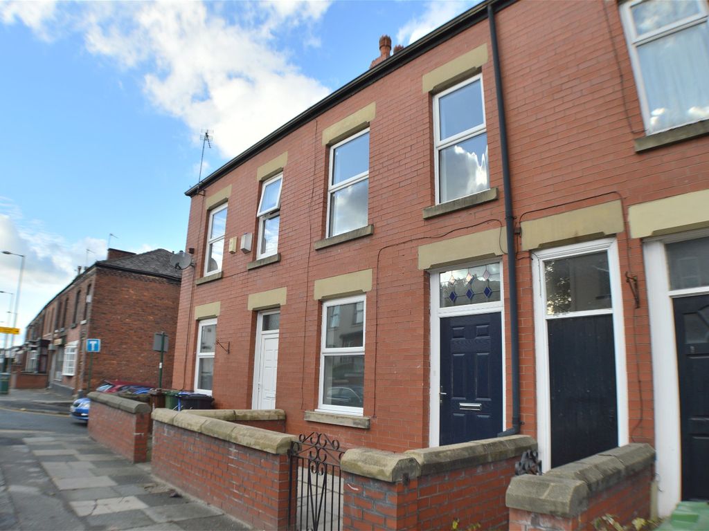 3 bed terraced house for sale in Mottram Road, Hyde SK14, £175,000 Zoopla
