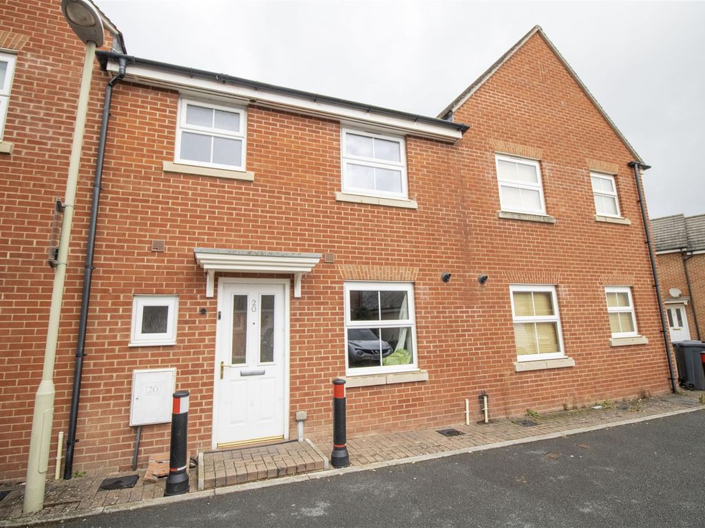 3 bed terraced house to rent in Boddington Drive Kingsway, Quedgeley