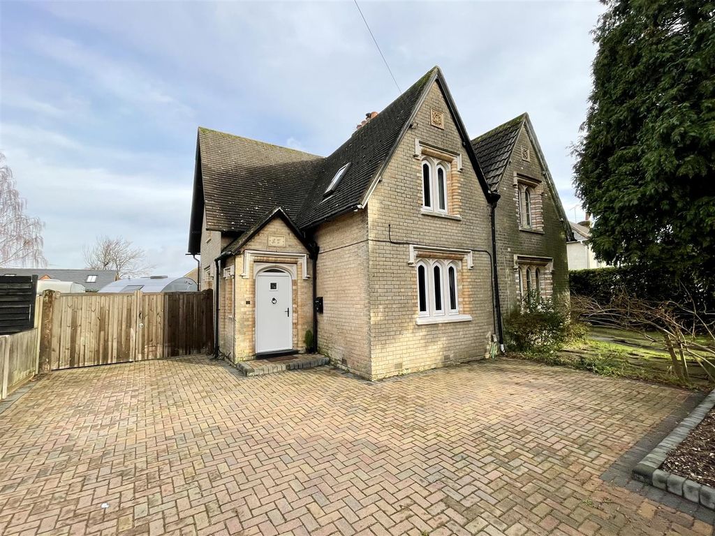 2 bed semidetached house for sale in Blandford Road, Hamworthy, Poole