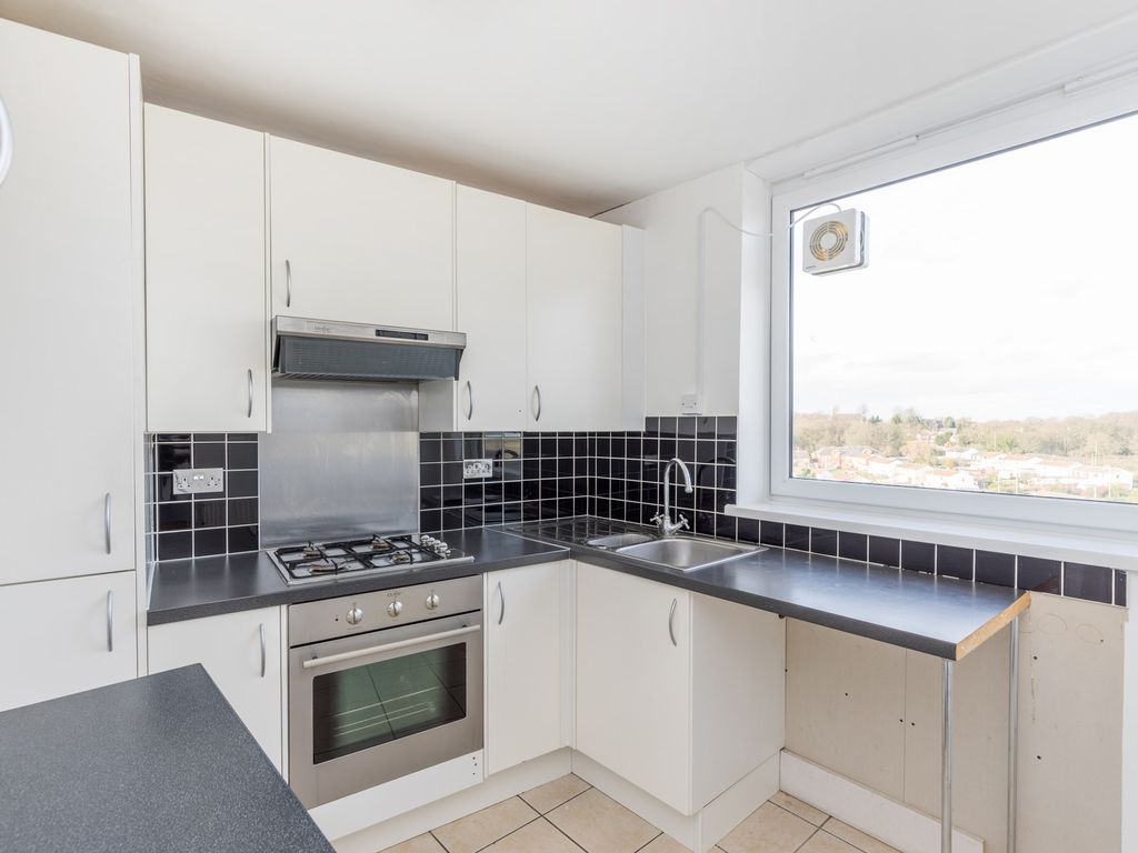 1 bed flat to rent in Larchwood House, Chigwell IG7 Zoopla
