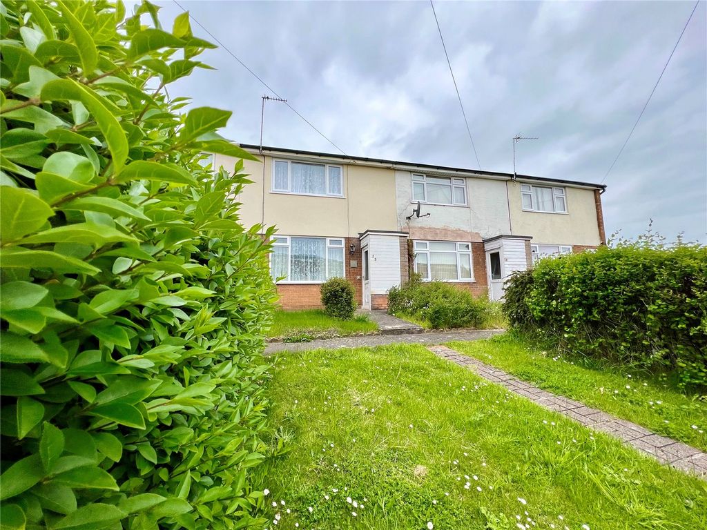 2 bed terraced house for sale in Clifton Road, Blackpool FY4 Zoopla